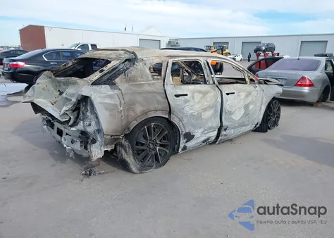 2025 Cadillac Optiq Sport 1 Awd z USA, uszkodzony, nr VIN 3GYK3EMRXSS262412